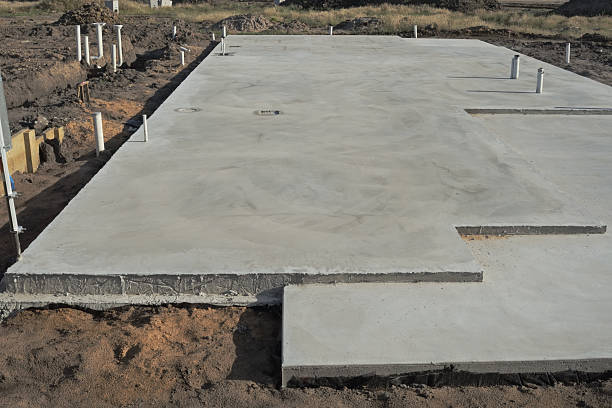 Best Custom Concrete Contractor  in Waukesha, WI